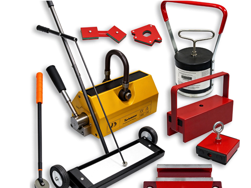 Magnetic assemblies